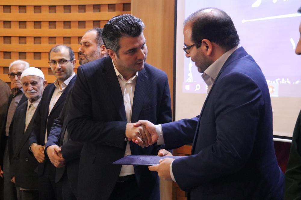 آیین تکریم و معارفه سرپرست جدید بخشداری خشکبیجار آیین تکریم و معارفه سرپرست جدید بخشداری خشکبیجار