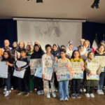 در نخستین سالانه شهر دوستدار سالمند و با حضور اعضای شورای اسلامی؛ دومین دوره لیگ زبان گیلکی ویژه نوه ها،مادربزرگ ها و پدر بزرگ ها برگزار شد