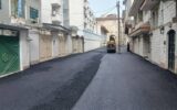اجرای عملیات روکش آسفالت مسیر کوچه ششم میدان سیادتی به سمت شرکت گاز گیلان